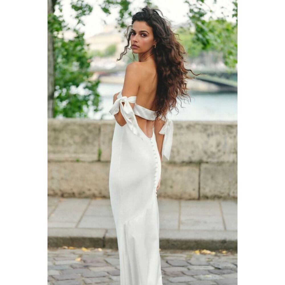 Lulus Eternally Loved White Cutout Satin Off-the-shoulder Maxi Dress - Size S
